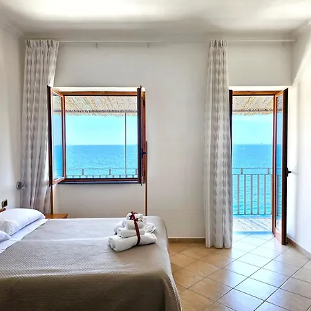 Oasi Relais Bed & Breakfast Vico Equense Exterior photo